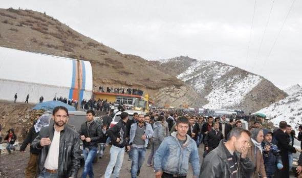 Uludere kaymakamına saldırı - Resim: 1