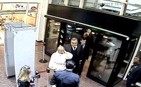 Karlov'u öldüren Mevlüt Altıntaş'ın vurulma anı - Resim: 2