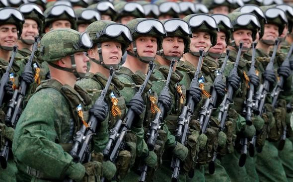 Rusya'dan gövde gösterisi! - Resim: 2