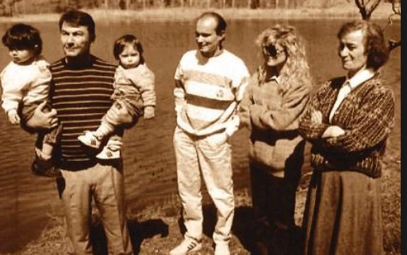 Deniz Baykal'ın eşi Olcay Baykal ve çocukları - Resim: 1