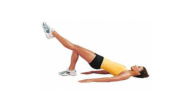 Evde mükemmel kalçaya sahip olmak için 11 etkili hareket  - Resim: 3