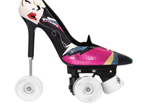 Patenli topuklu ayakkabı! Moda nereye gidiyor! - Resim: 1