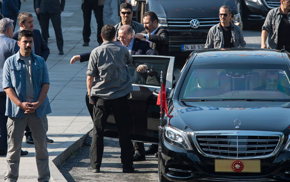 AK Parti'de topun ağzındaki isimler! Yeni istifalar mı geliyor? - Resim: 3