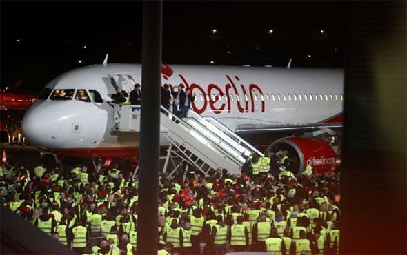 Almanya'nın dev havayolu şirketi battı! - Resim: 1