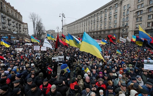 Ukrayna’da Saakaşvili taraftarları polisle çatıştı! - Resim: 4