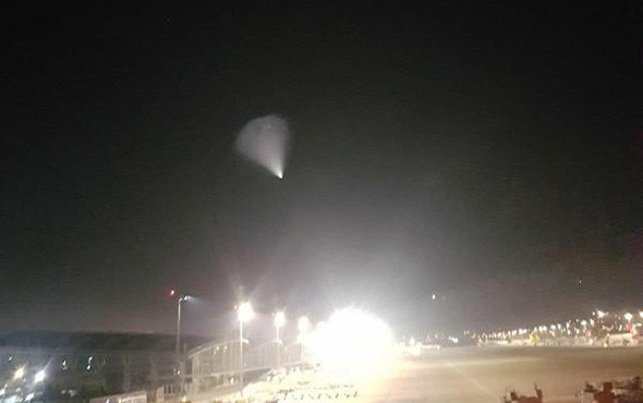 Tüm Türkiye'de görülen gizemli ışık hüzmesi gündem oldu! - Resim: 2