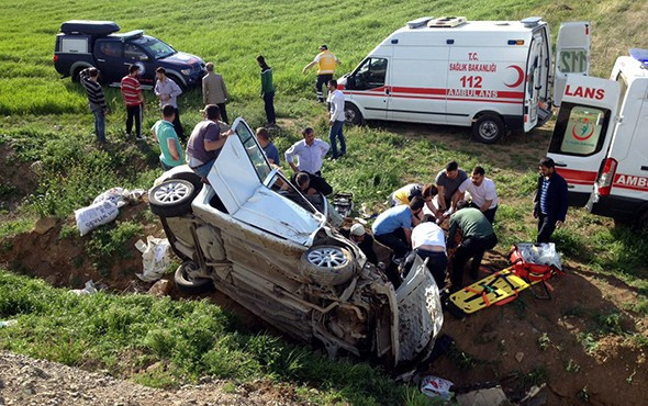 Elazığ'da trafik kazası: 2 ölü, 3 yaralı - Resim: 4