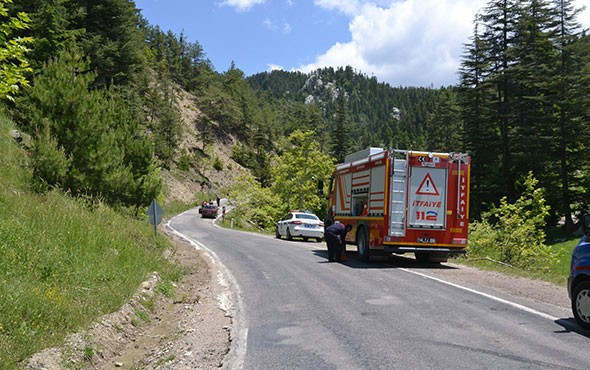 Kahramanmaraş'ta feci trafik kazası: 3 ölü, 1 yaralı - Resim: 1
