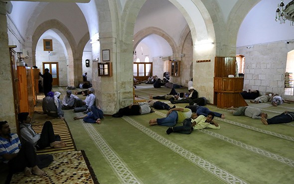 Şanlıurfa'da vatandaşların sıcakla imtihanı!  - Resim: 2