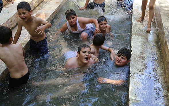 Şanlıurfa'da vatandaşların sıcakla imtihanı!  - Resim: 3