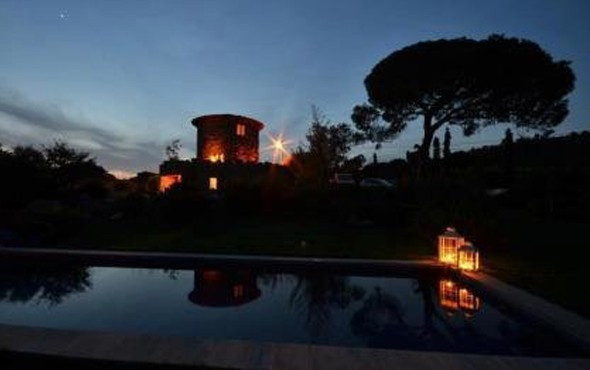 Adriana Lima ve Metin Hara'nın aşk yuvası - Resim: 1