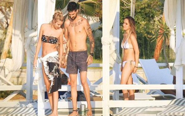 İdo yeni sevgilisini öpmeye doyamadı - Resim: 1