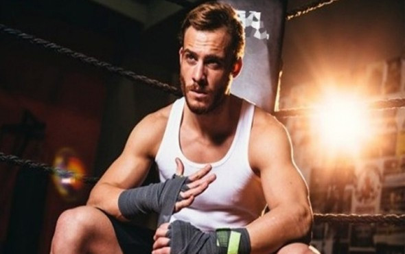 Kerem Bursin'e 'En İyi Aktör' ödülü! - Resim: 2