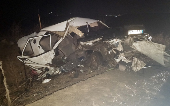 Ankara'da feci kaza: Öğrenciler kamyona çarptı! - Resim: 4