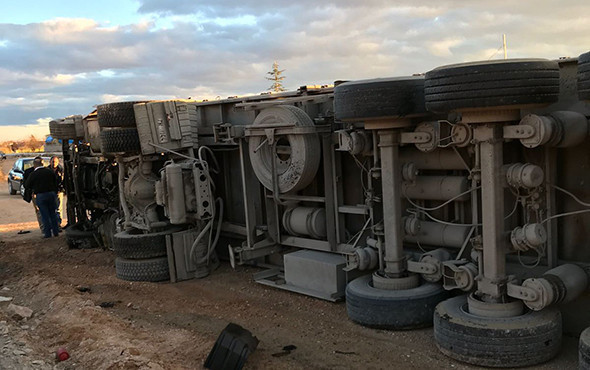 Katliam gibi kaza: Bir aile yok oldu! - Resim: 4