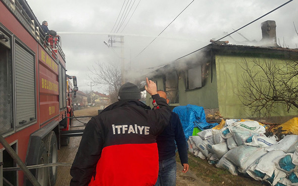İnanılmaz trajedi: Evlerinin yandığını gören çift kalp krizi geçirdi! - Resim: 2