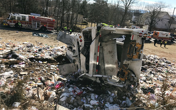 Vekilleri taşıyan tren kaza yaptı: 1 ölü, 1 yaralı! - Resim: 3