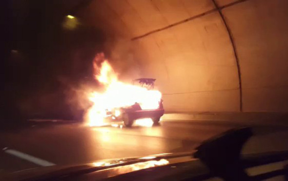 Tünelde yanan araç böyle infilak etti! - Resim: 4