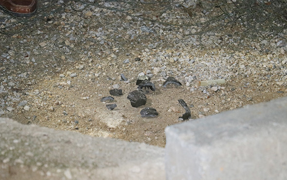 Yol kenarındaki pimi çekilmiş el bombası bulundu! - Resim: 1
