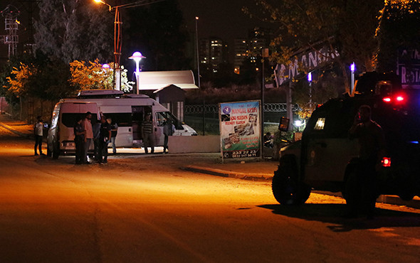 Yol kenarındaki pimi çekilmiş el bombası bulundu! - Resim: 3