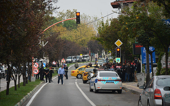 Ortalık savaş alanına döndü: Kazayı gören yanlarına koştu! - Resim: 1