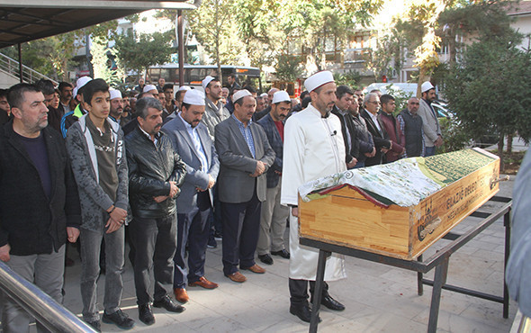 Acı tesadüf: 10 dakika arayla aldıkları haberlerle yıkıldılar! - Resim: 1