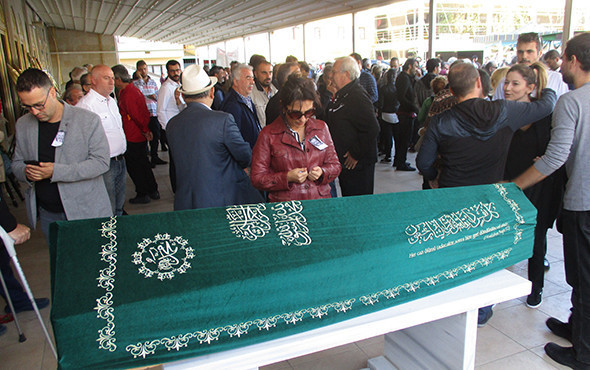 Yıldırım Öcek'e acı veda: Dostları gözyaşlarına boğuldu! - Resim: 2