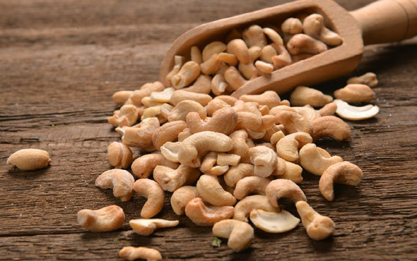 Kajuları artık ordu alacak iki bakan görevinden alınmıştı - Resim: 1