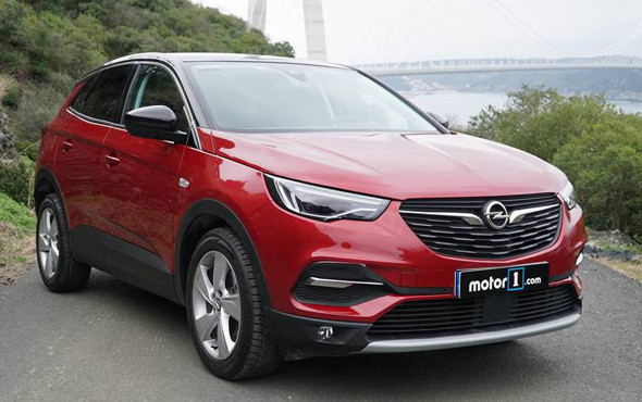 Otomobil fiyatları düştü showroom trafiği 4 kat arttı - Resim: 1