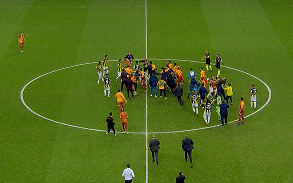 Jailson, Belhanda'ya tokat attı: Saha karıştı! - Resim: 2