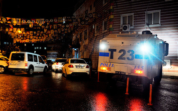 Diyarbakır'da HDP'ye ikinci operasyon: Onlarca gözaltı var! - Resim: 3