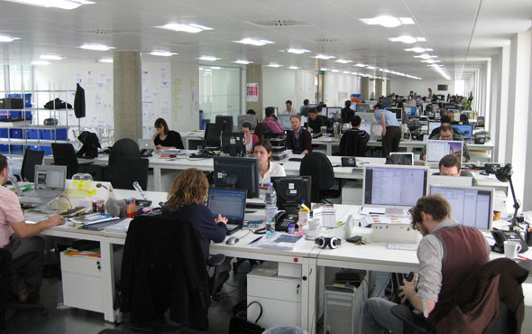 Haftanın 4 günü çalışan ülkeler en fazla mesai hangi ülkede? - Resim: 2