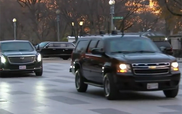 Trumplar 250 metreyi yürümek yerine limuzinle kat etti! - Resim: 3