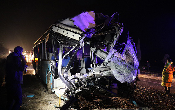 Diyarbakır'da katliam gibi kaza: Çok sayıda ölü ve yaralı var! - Resim: 1