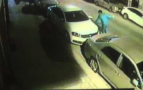 Her yerde aranıyor: Önce yumrukladı, sonra tekmeleyip kırdı! - Resim: 4