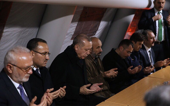 Cumhurbaşkanı Erdoğan şehit ailesini ziyaret etti! - Resim: 3