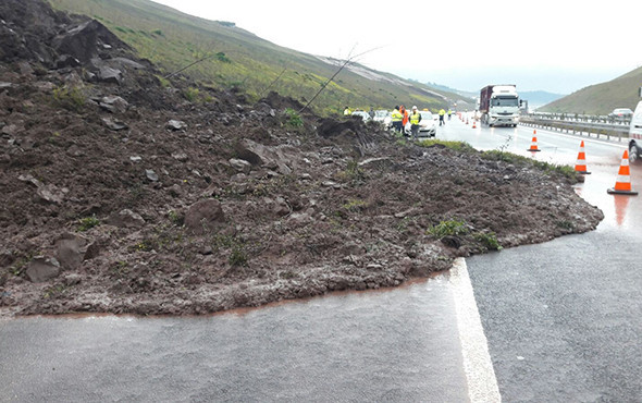 Otoyolda heyelan: İstanbul istikameti kapandı! - Resim: 3