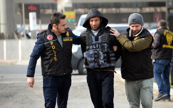 Yakınlarından katil zanlısına akılalmaz destek! - Resim: 1