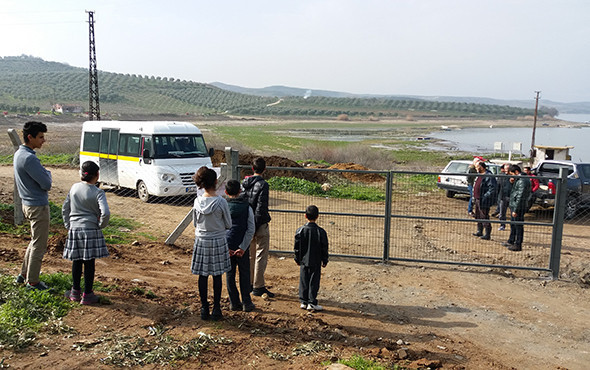 Çiftçiler tarlasına, öğrenciler okula gidemedi! Nedeni ise... - Resim: 3