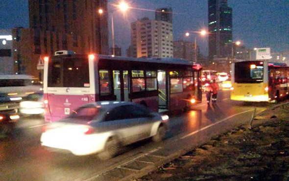 Minibüsçü dehşeti: Yolcuların önünde kurşun yağdırdı! - Resim: 3