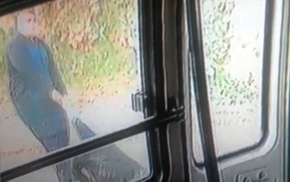 Vahşet kameraya takıldı! Cinsel organını kesip kalbinden... - Resim: 2