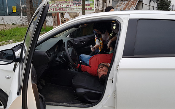 Polisleri görünce lastik değiştirmeye kalktı ama... - Resim: 4