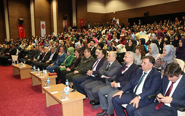 Nilhan Osmanoğlu: 'Uzun yıllar soyumu söyleyemedim' - Resim: 2