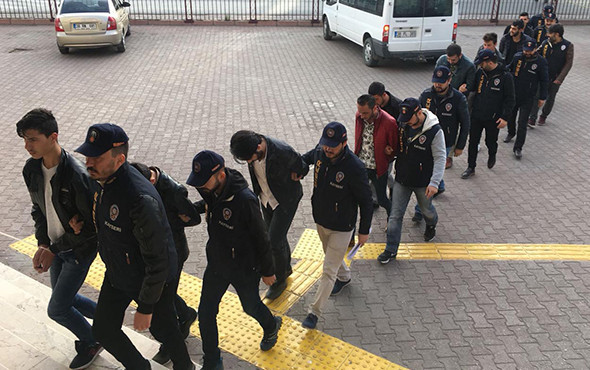 Dev operasyon: Vatandaşların banka hesaplarını boşaltmışlar! - Resim: 1