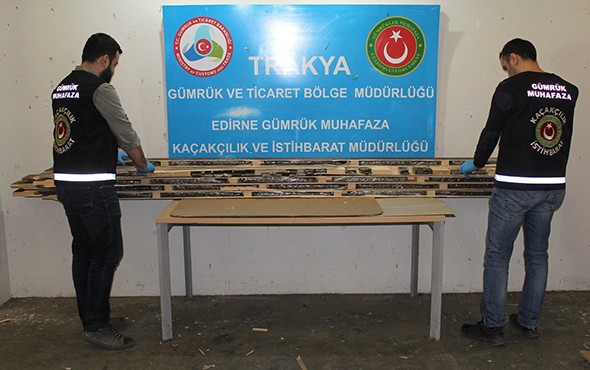 Tahtaların içinden çıktı: 4 milyon değerinde! - Resim: 4