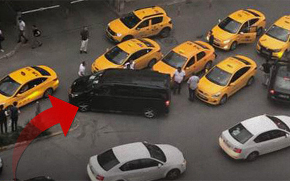 İstanbul'da şok görüntü! Bir anda etrafını sardılar ve... - Resim: 1