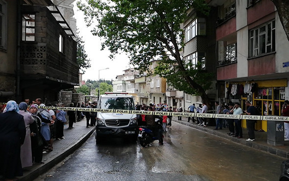 Kahreden haber: Evlerini sel basan anne ve iki çocuğu boğuldu! - Resim: 1