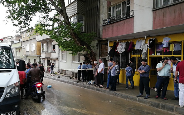 Kahreden haber: Evlerini sel basan anne ve iki çocuğu boğuldu! - Resim: 3