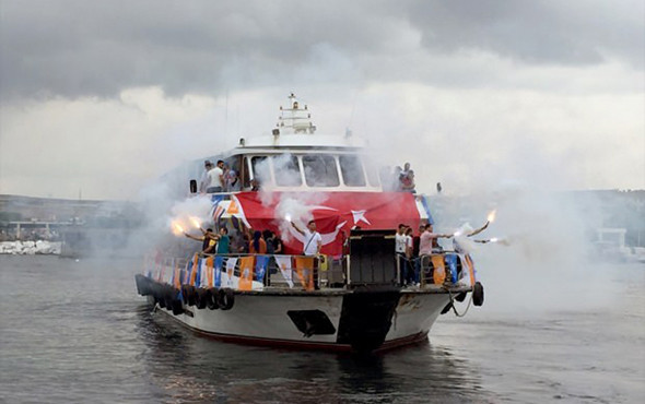 Dev buluşma: Yağmura rağmen yüz binler akın etti! - Resim: 3
