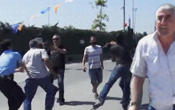 Faytoncular hayvanseverlere saldırdı: Ortalık karıştı! - Resim: 1